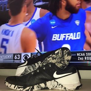 Nike Metcon 2 Training Shoes Black/White Size 15